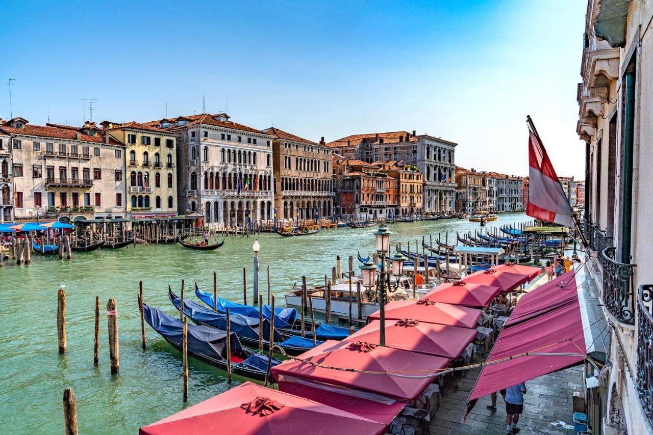 Ca' Fornoni Grand Canal Venedig Eksteriør billede